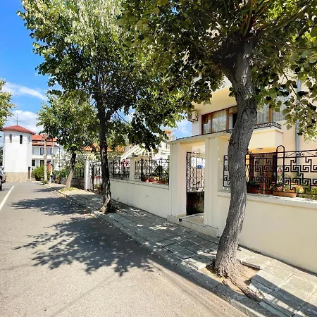 Zoya Guest house Chernomorets