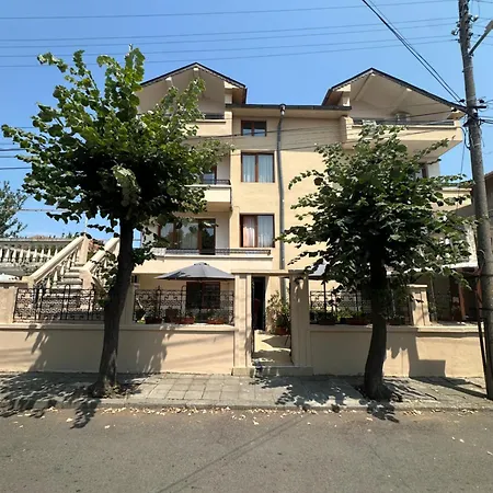Guest house Zoya