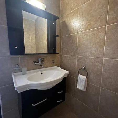 Guest house Guestrooms Zoya 4*
