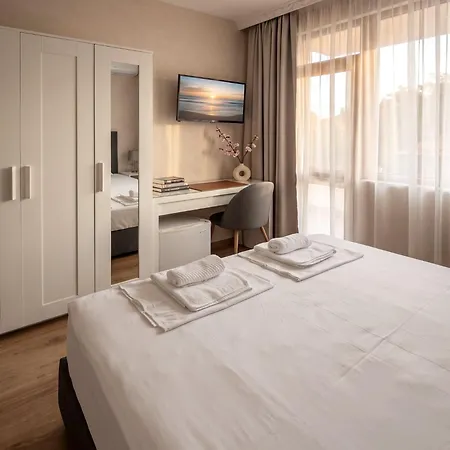 Gasthuis Guestrooms Zoya 4*